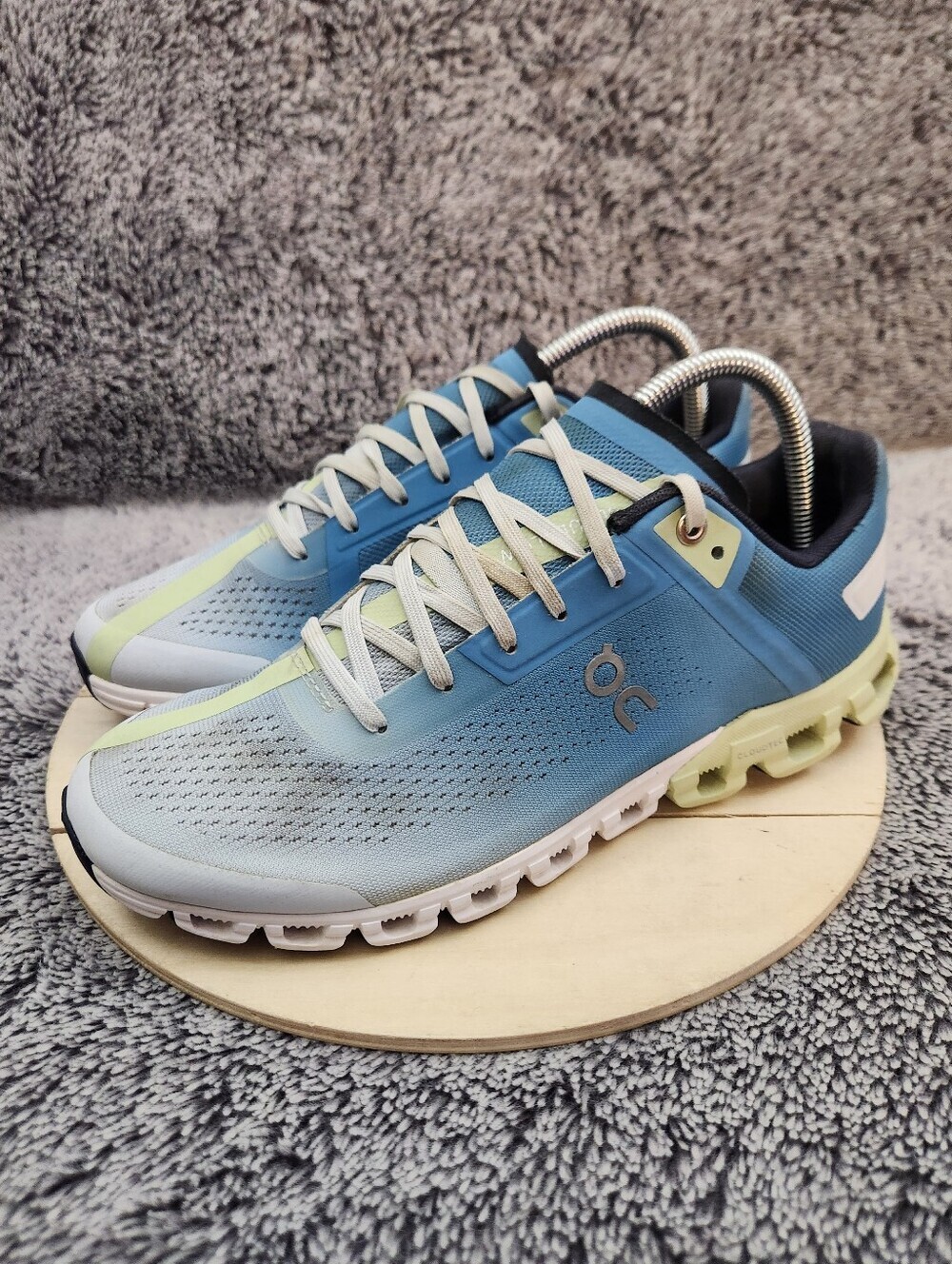 ON Running Cloudflow Women’s Size 9 Running Shoes - Picture 4 of 9